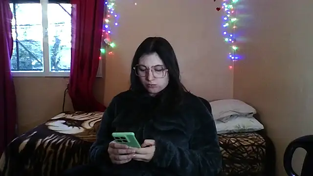 Webkamerová show imsohornydacom