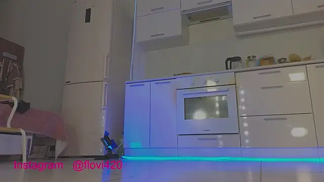 flor_vic 即時 XXX 聊天