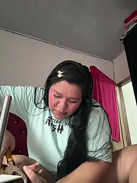 Lovelipsbig 现场XXX聊天