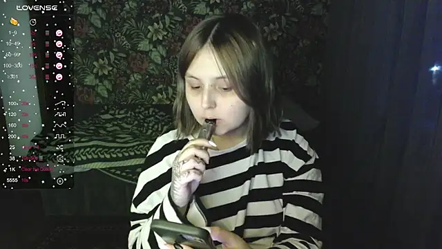 vendymories Adlı Modelin Canlı XXX Sohbeti