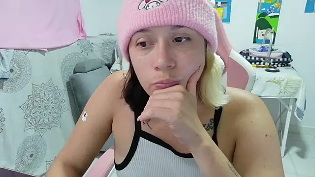 MommyMiaWs Chat XXX in diretta