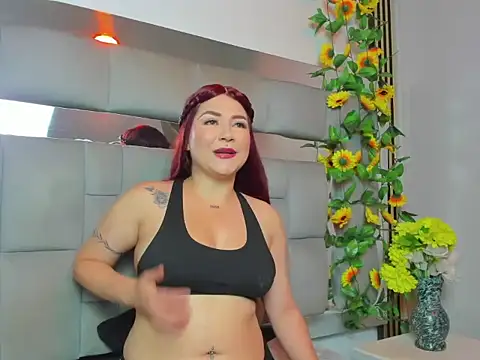 Chat XXX en directo de JuliettaRousse69