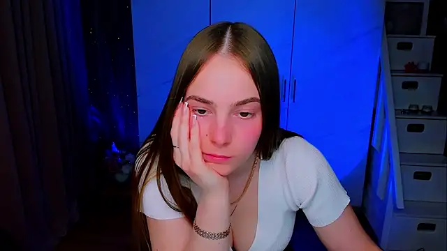 Chat XXX en directo de Maddy_Wood_