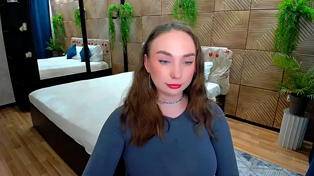 TrueReincarnation Chat XXX in diretta