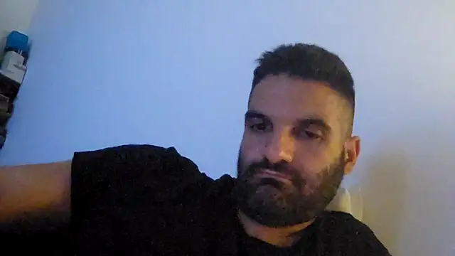 Show modela marios87xxl na web-kameri