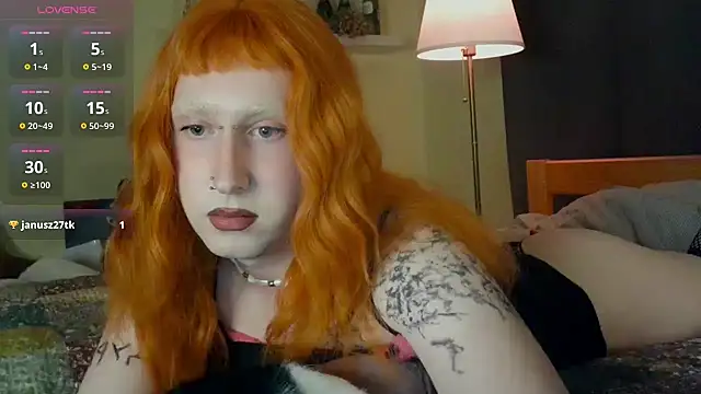 Вебкам-шоу lia_grl