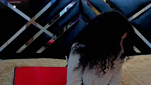 Zoe-yanin's Live XXX Chat