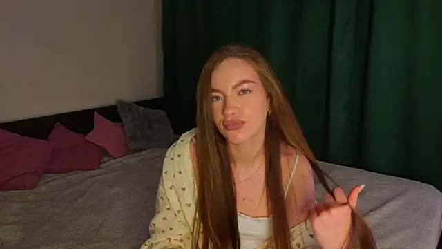 Eminicel Webcam show