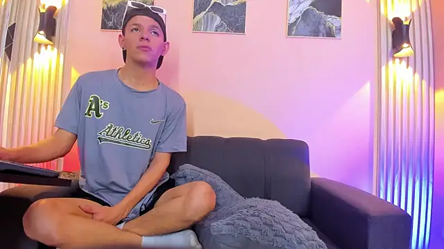 DesiresOfOlympus_'s Webcam Show