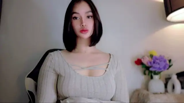Anna_HollyDoll Adlı Modelin Web Kamerası Şovu