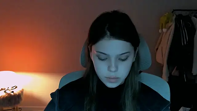 XXX chat uživo modela MelissaBrank