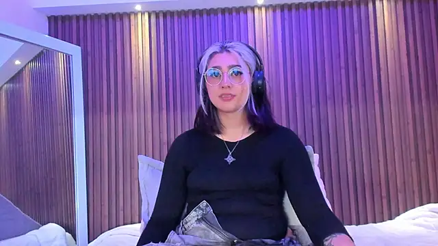 Chat +18 de GabyRose9 ao vivo
