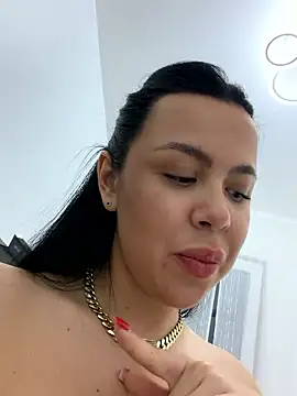 Casiana_ Chat XXX live