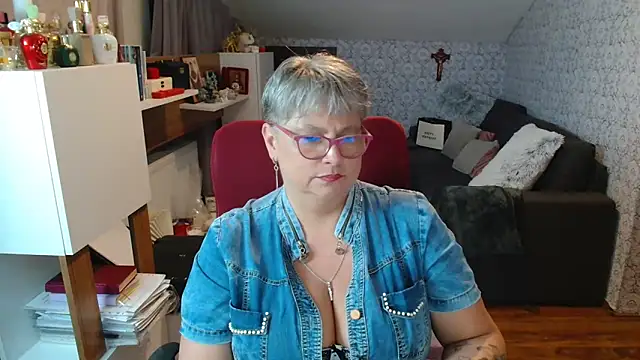 bigtits4you Chat XXX in diretta