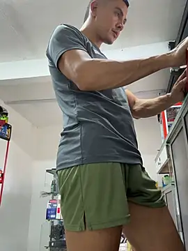 Czat XXX na żywo – Paul22cm-