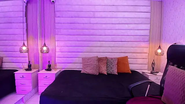 دردشة VictoriaaBlair الجنسية المباشرة