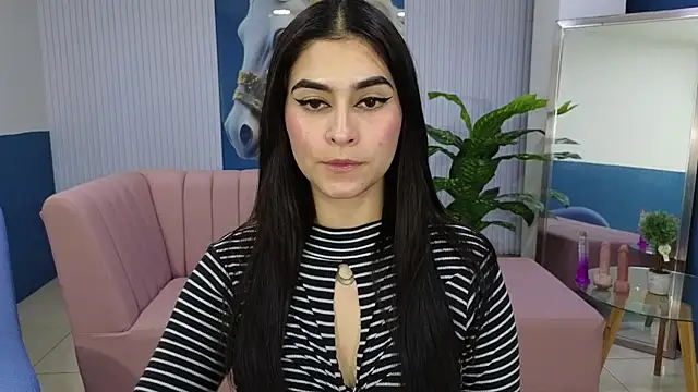 XXX chat uživo modela amy_lovelydoll