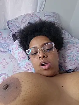 corinastonee – Naživo XXX chat