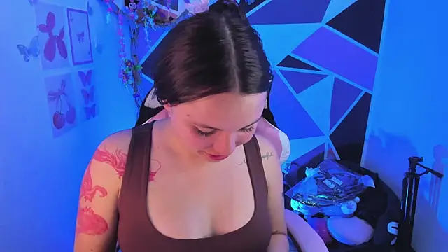 XXX chat uživo modela little_emma0