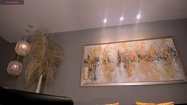 SunnyRivers Adlı Modelin Canlı XXX Sohbeti