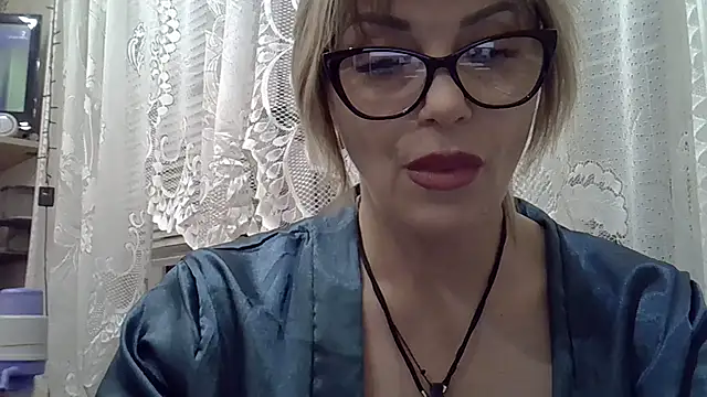 Lia_Rayss' Live XXX Chat