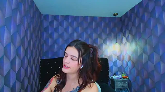 Онлайн чат XXX LiaHarryis