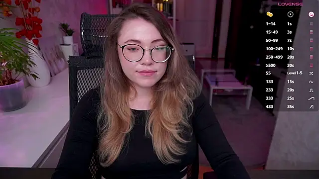 RemyCute's Live XXX Chat