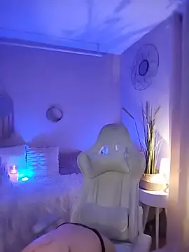 Luna_Kitanna's Webcam Show