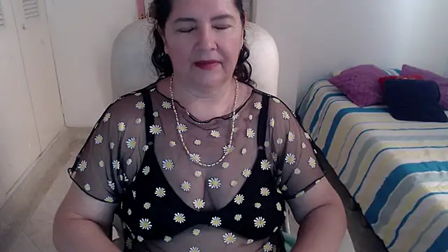 leonela_69 élő XXX-chatje