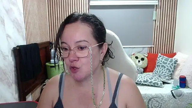 Živý XXX chat Sonialorens_