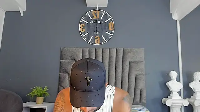 Czat XXX na żywo – Robin_Rief