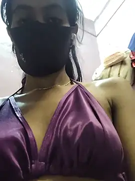 Hotfantasy28's Live XXX Chat