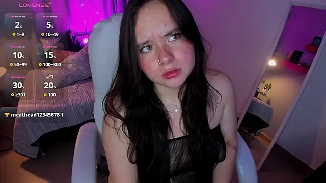 Raven_sweeteyes – Naživo XXX chat