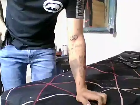 MRdxxx444 Live XXX Chat
