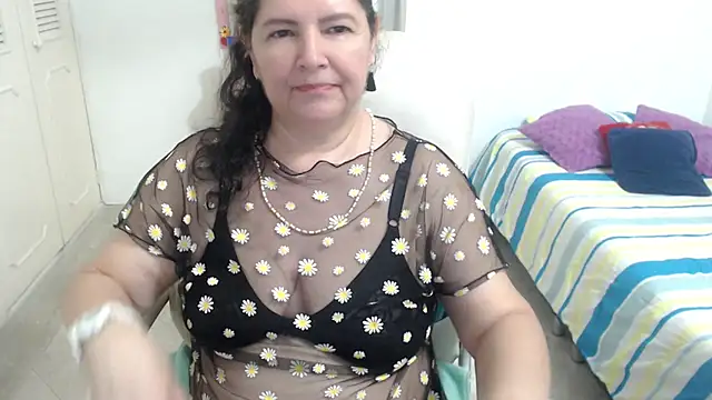 Chat +18 de leonela_69 ao vivo