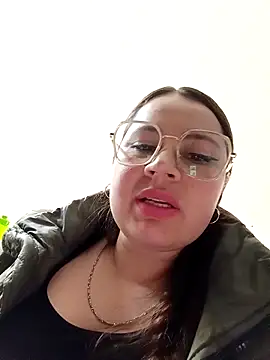VANESSA__28 Adlı Modelin Canlı XXX Sohbeti