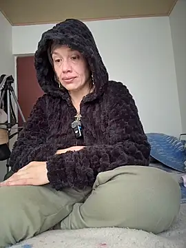Chat +18 de MARILYNMADELENAKOVANOVA ao vivo
