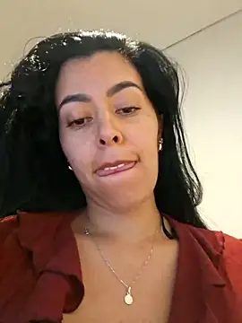 Luianna Live XXX-chat
