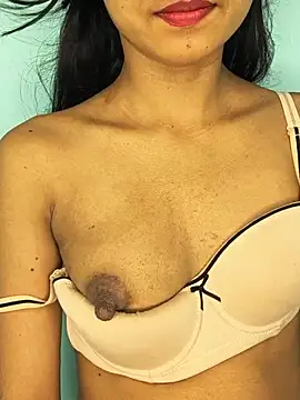 cute_simmy0's Live XXX Chat