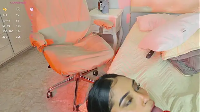 scarleettdoll 现场XXX聊天