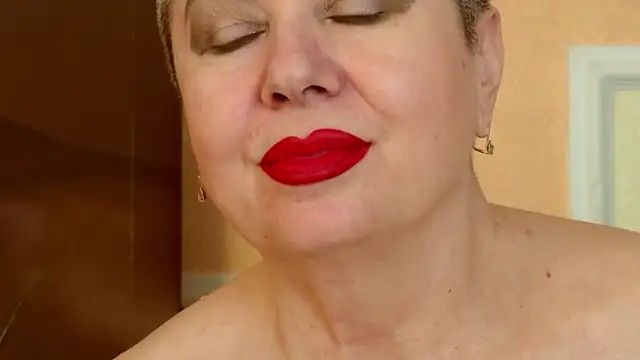 LadyPosh's Webcam Show