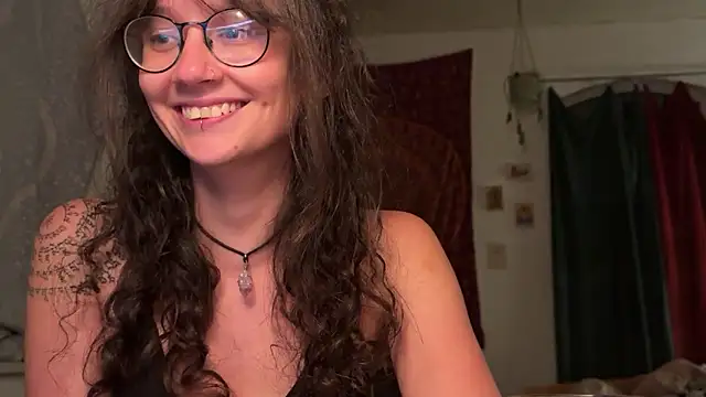nyxo_ লাইভ XXX চ্যাট