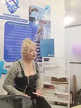 _Zoe_777 élő XXX-chatje