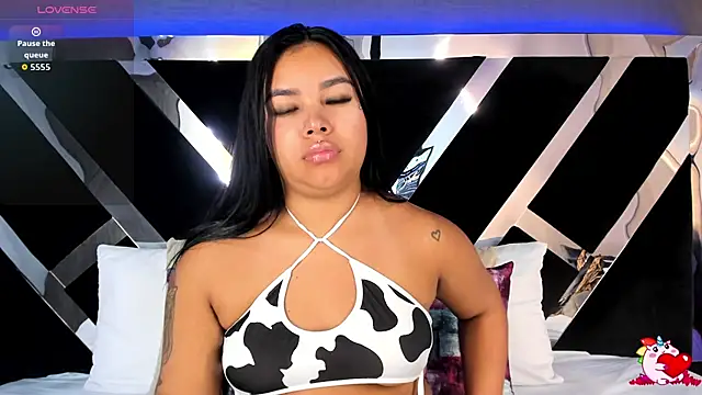 MarianaGarciaa__ Adlı Modelin Canlı XXX Sohbeti