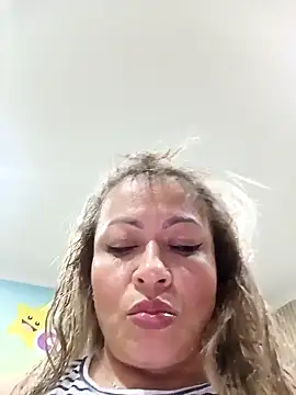 Asuna_yuuky Adlı Modelin Canlı XXX Sohbeti
