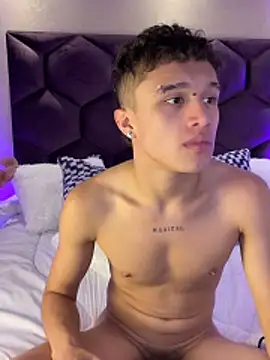 Dominik_Souza Live XXX-chat
