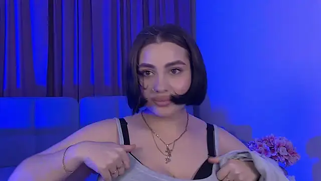 AdrianaToress live XXX chat