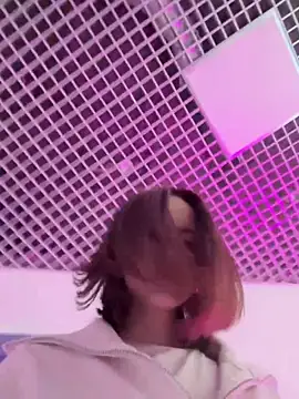 EvelDevilのライブXXXチャット
