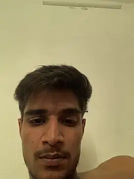 Chat +18 de kaushikhotty ao vivo