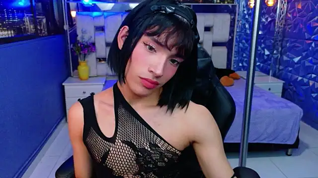 AlecciaNova Chat XXX live